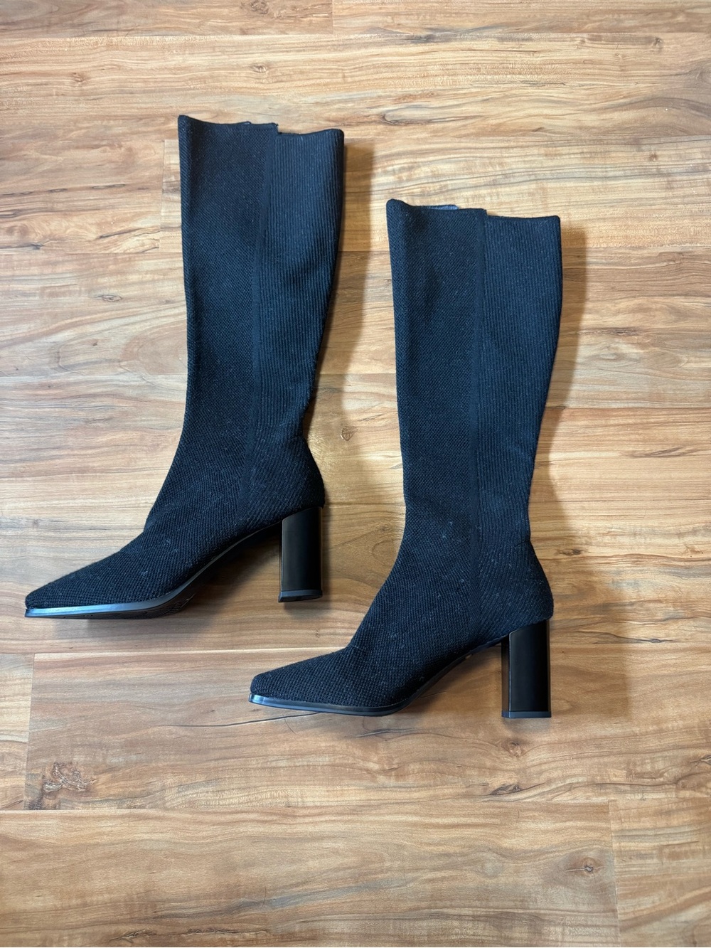Cosy Island Black & Gray Knee-High Knit Stretch Square Toe Boots Size 9 Chic